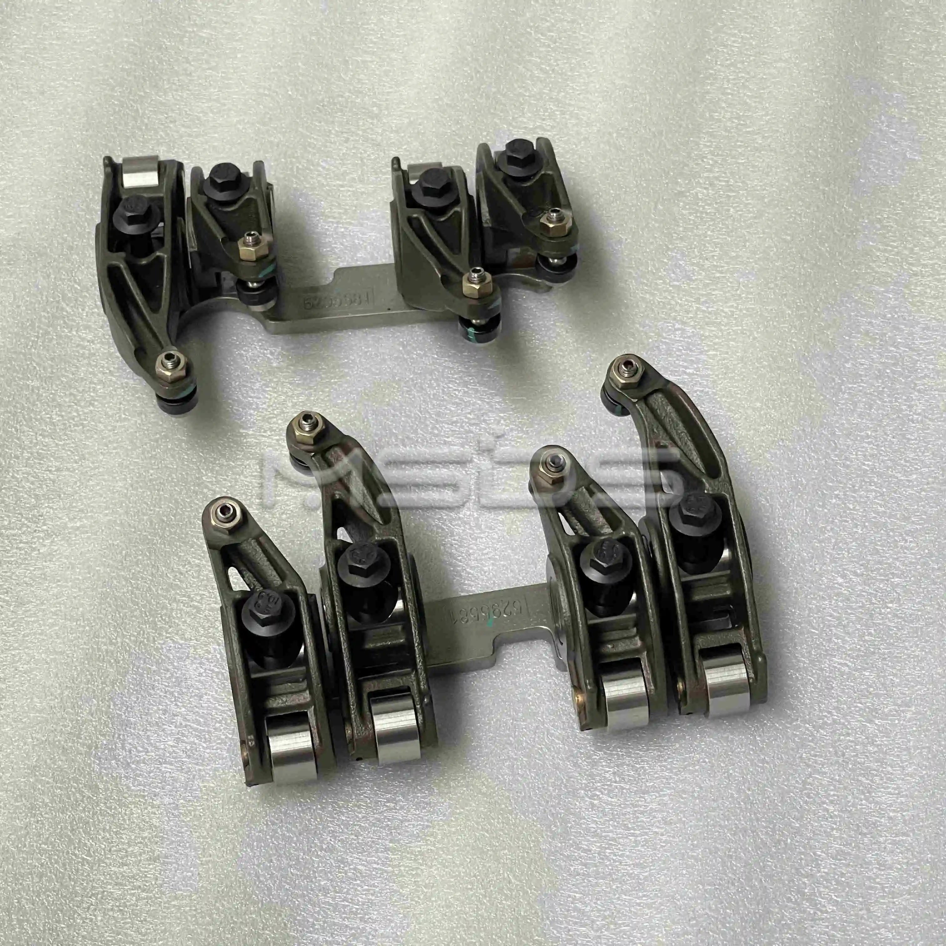 5271538 5305334 5305334F (5255568 5295581 5262518 ) FOTON CUMMINS ISF2.8 двигатель в сборе коромысло рычага