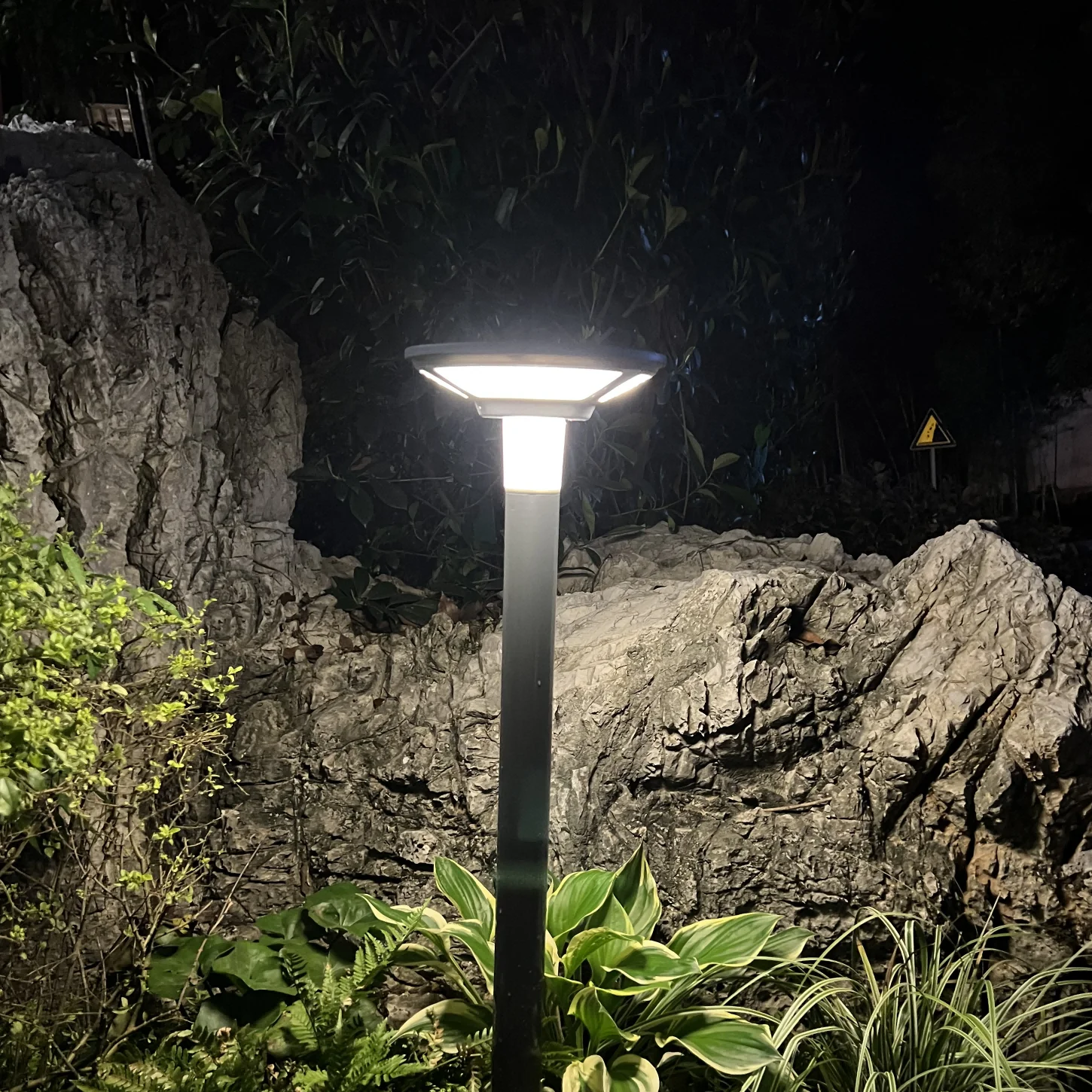 Открытый водонепроницаемый светодиодные солнечные садовые огни для садового двора