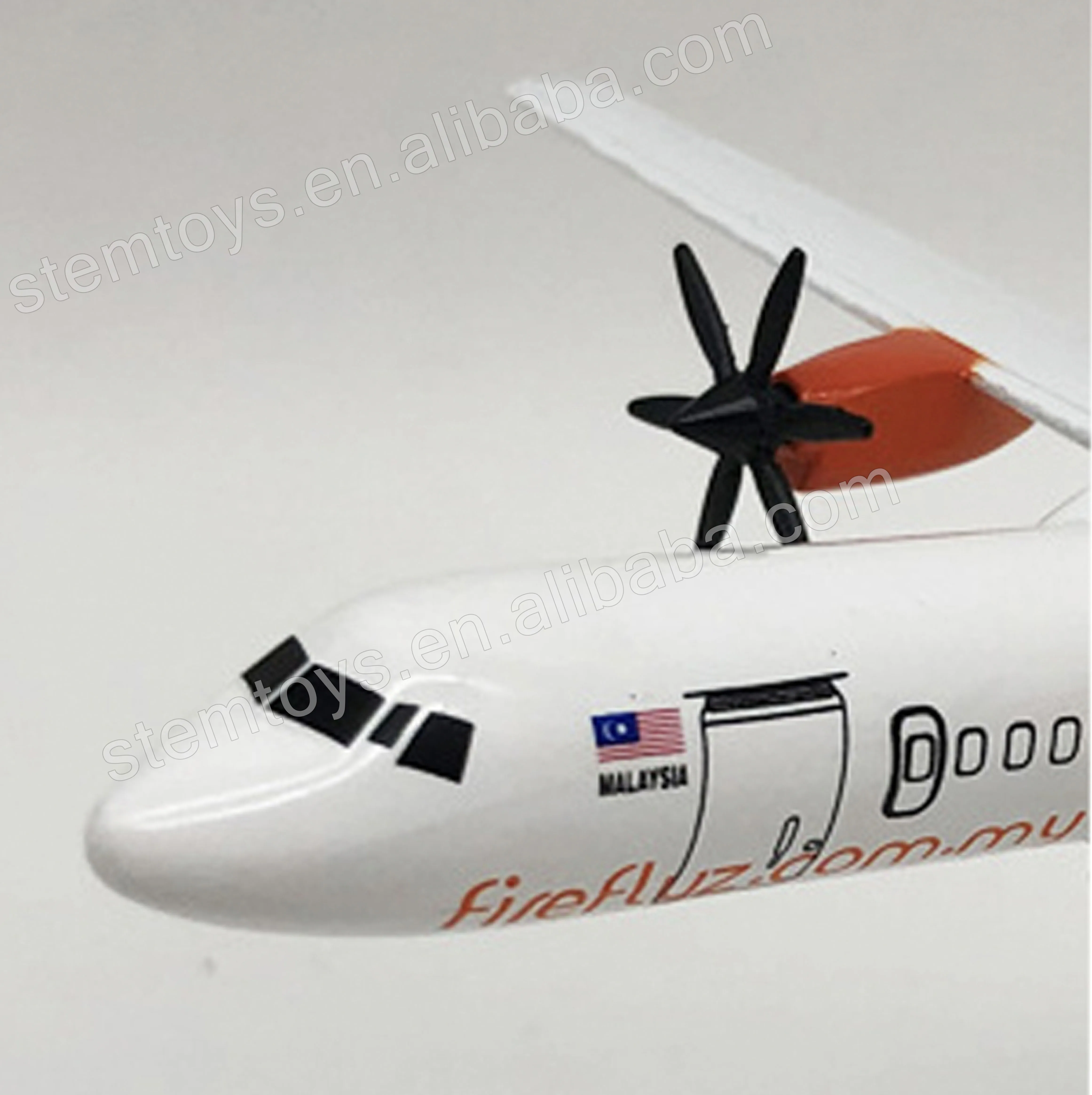Favorite Collection Diecast Plane Model Malaysia Airplane 1:400 16cm Model ATR-72 Metal Aircraft Models for Wholesale