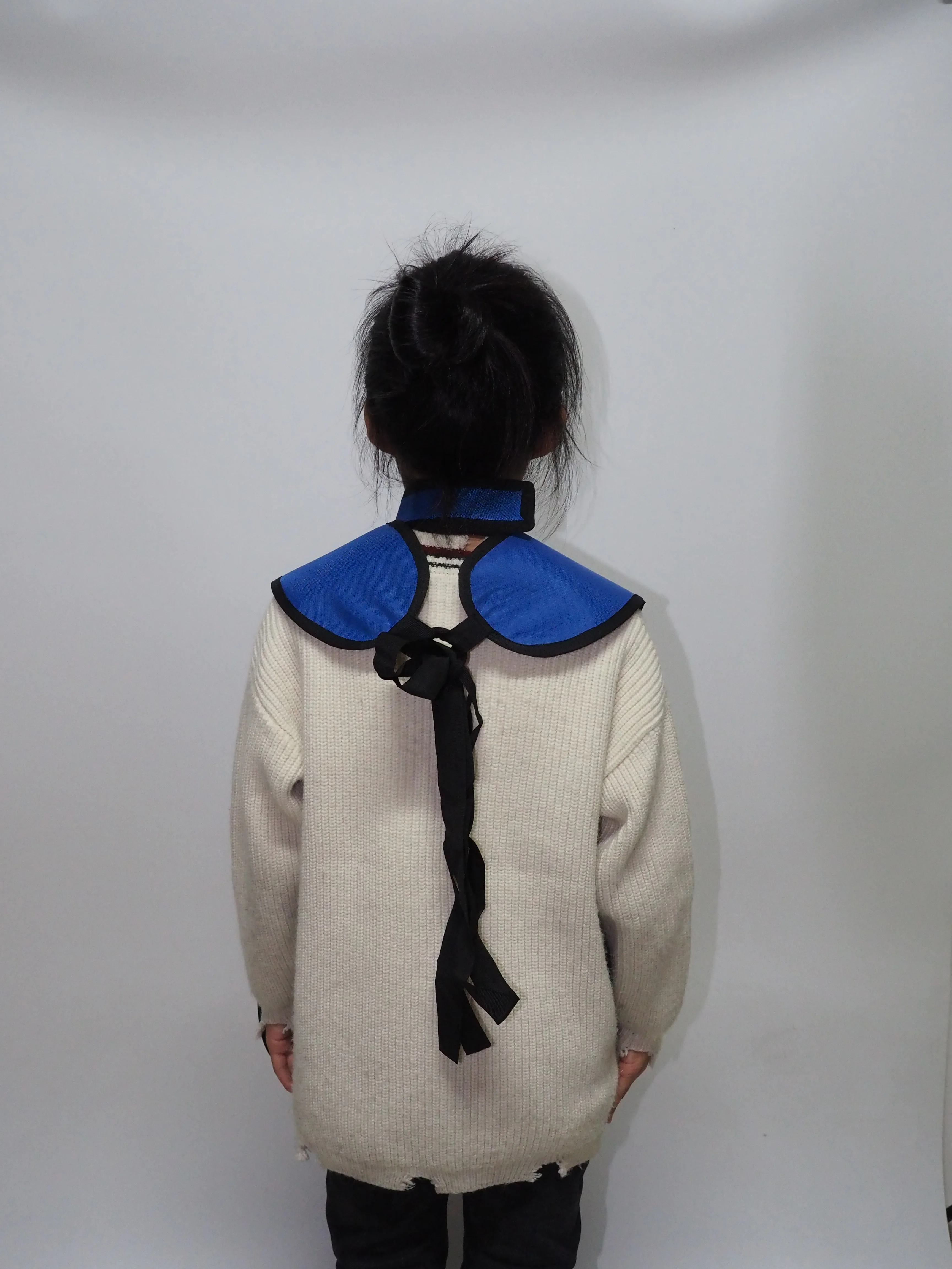 Kid With Neck Collar Medical Lead Apron For Kids Imaging BL-113(M)