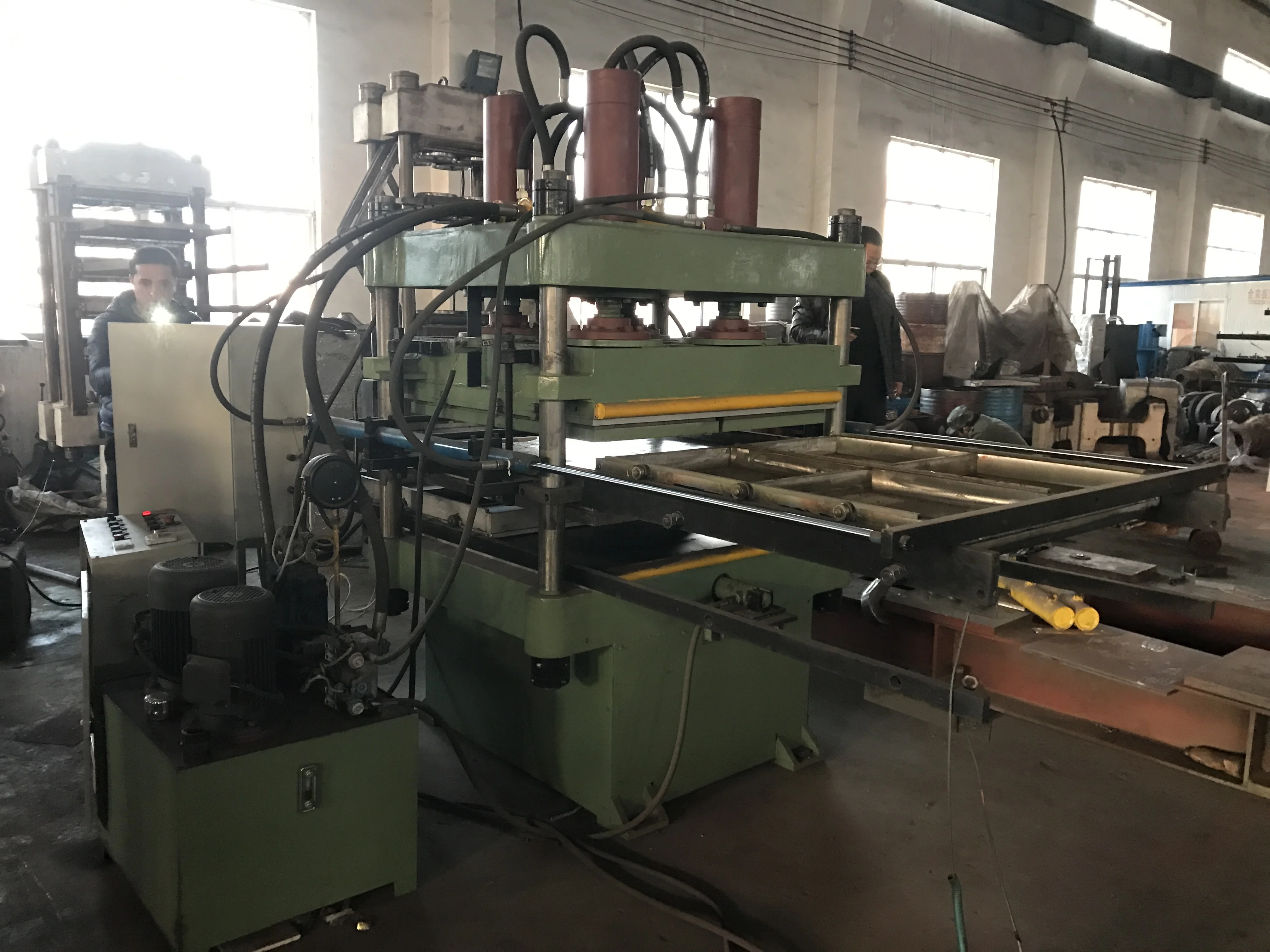 EPDM Gym Rubber Tile Floors Making Machine in Dubai/Rubber Tiles Plant Peru