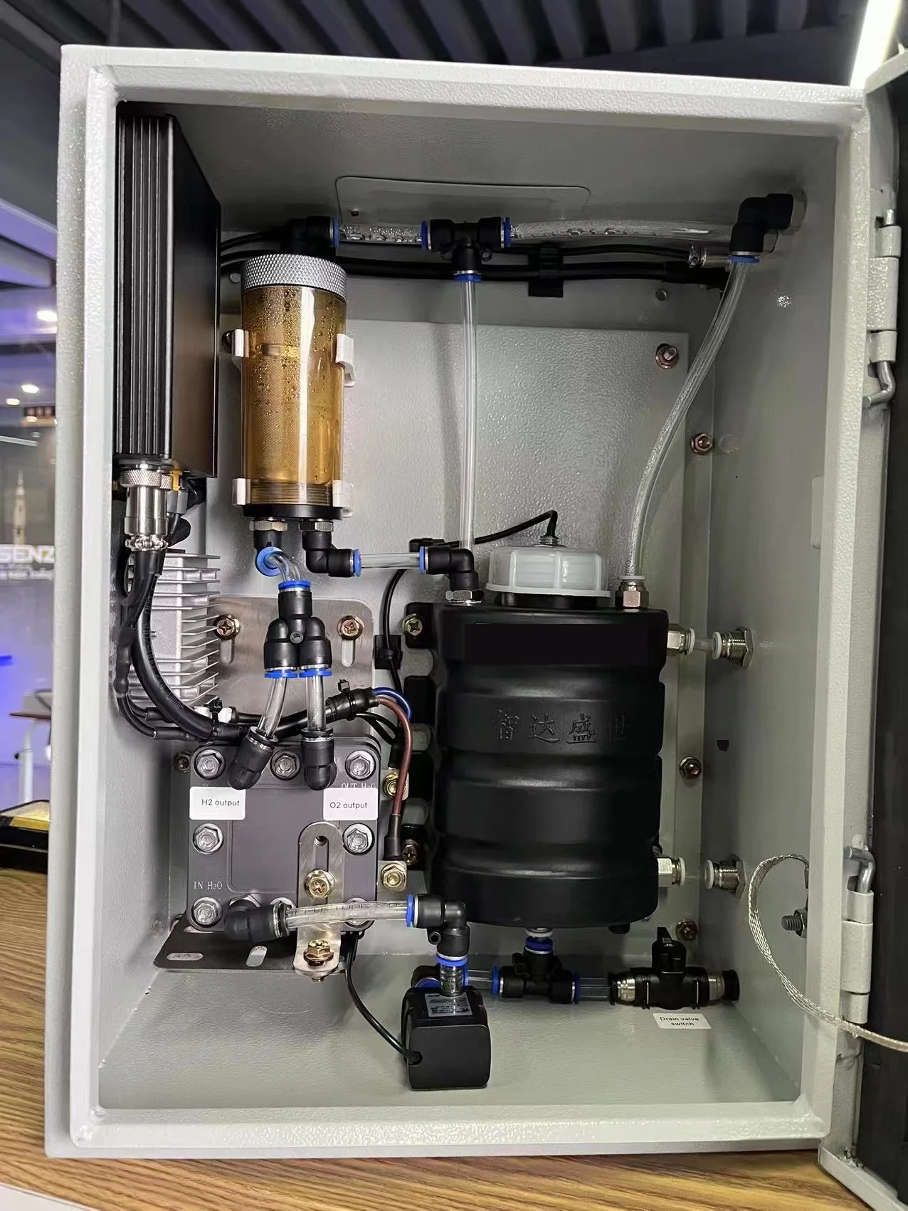 Hot Sale  HHO Hydrogen Generator Truck Kit Fuel saving kit hydrogen generator kit for Automobile engine cleaning spare parts