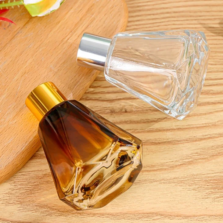 Unique Luxury 60ml 2oz Decorative Glass Bottle with Gold Lid Empty Reed Diffuser for Cosmetic Use