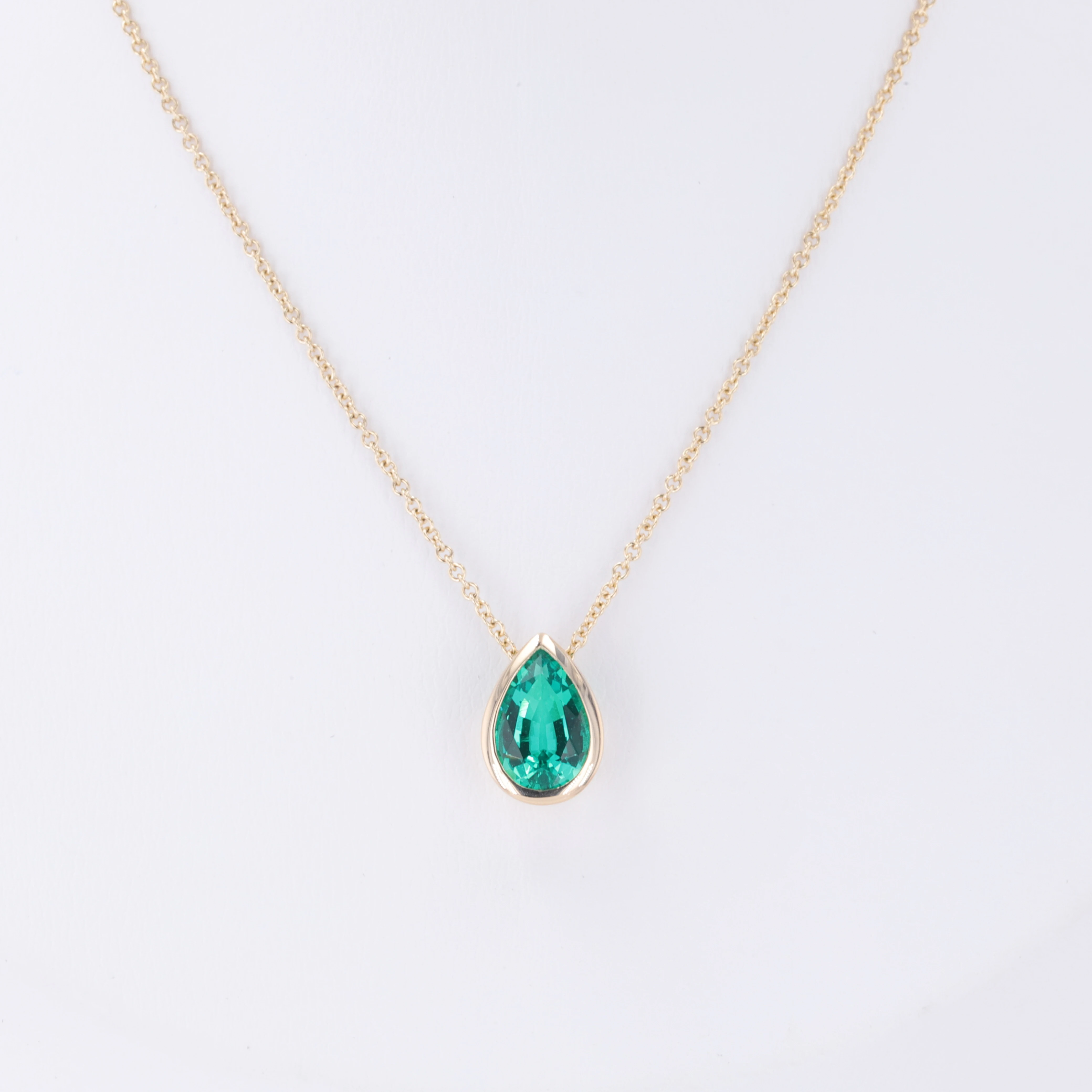 10K Gold Pear Shape 6*9mm Lab Ruby Sapphire Alexandrite Emerald Zambia Emerald Colombia Gemstone Pendant Necklace Fine Jewelry