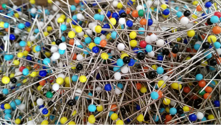 38mm glass head pin in plastic storage 100pcs