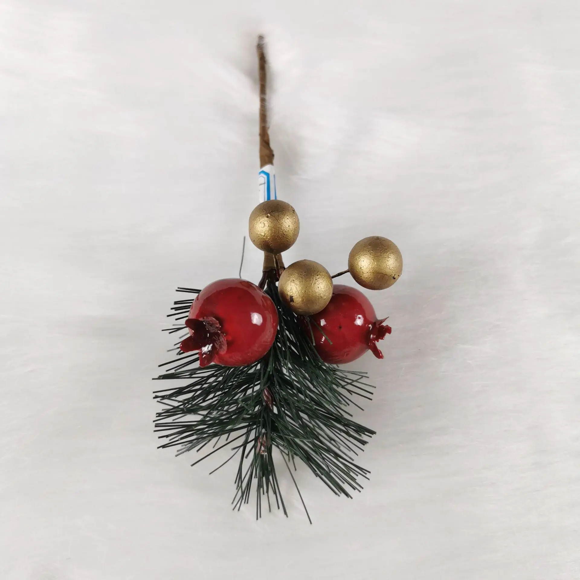 S02517 Christmas floral berry snow pine branch XMAS flower plant artificial christmas tree spray picks for Christmas decorations