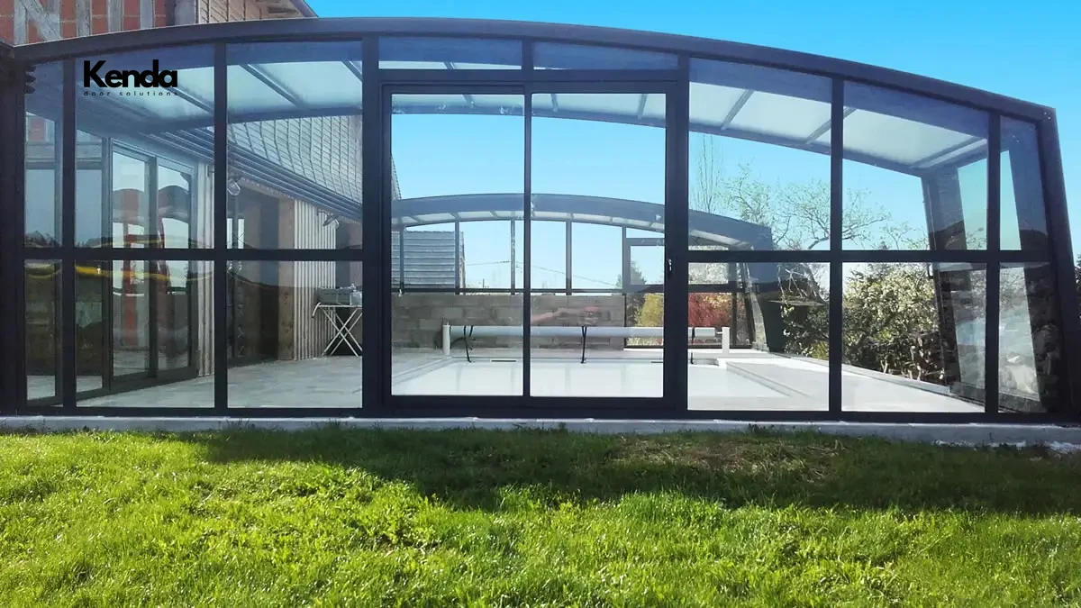Factory direct sale swimming pool glass enclosure automatic air domes swimming dome windshield pool cover