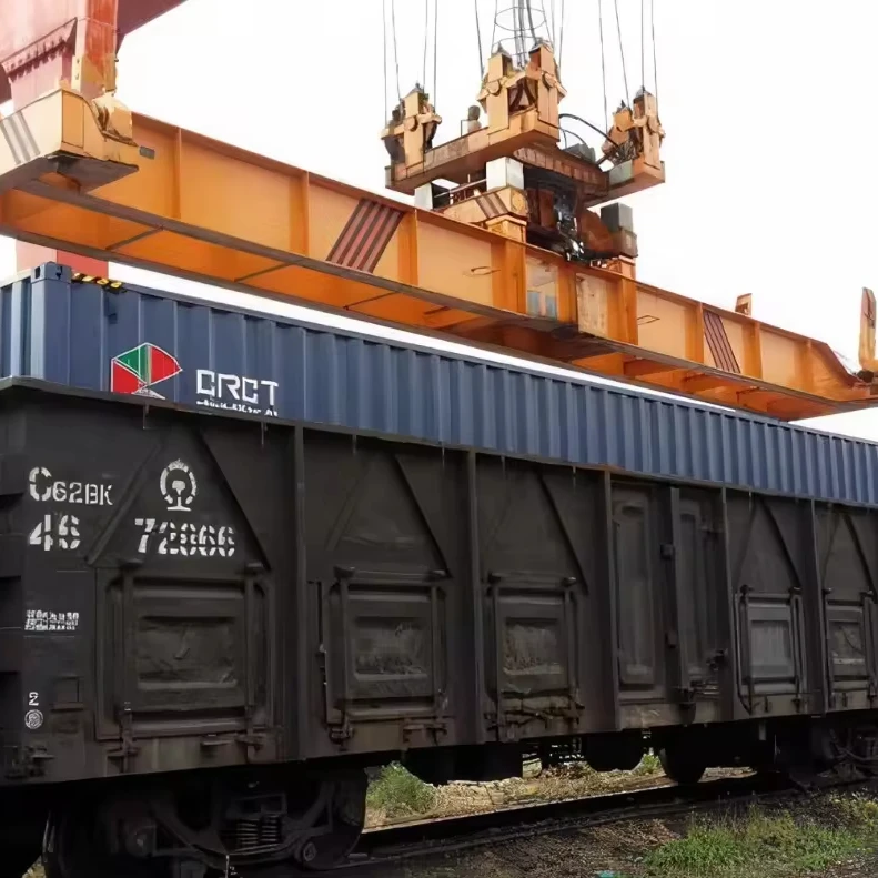 Outdoor Luxury Design 3 Bedroom Prefabricated Expandable container With Shipping  40ft Container Prefabricated House
