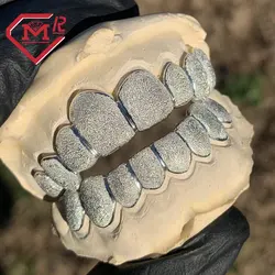 Bustdown Diamond Teeth Grillz Rappers Personal Custom VVS Moissanite Diamond Grillz Teeth