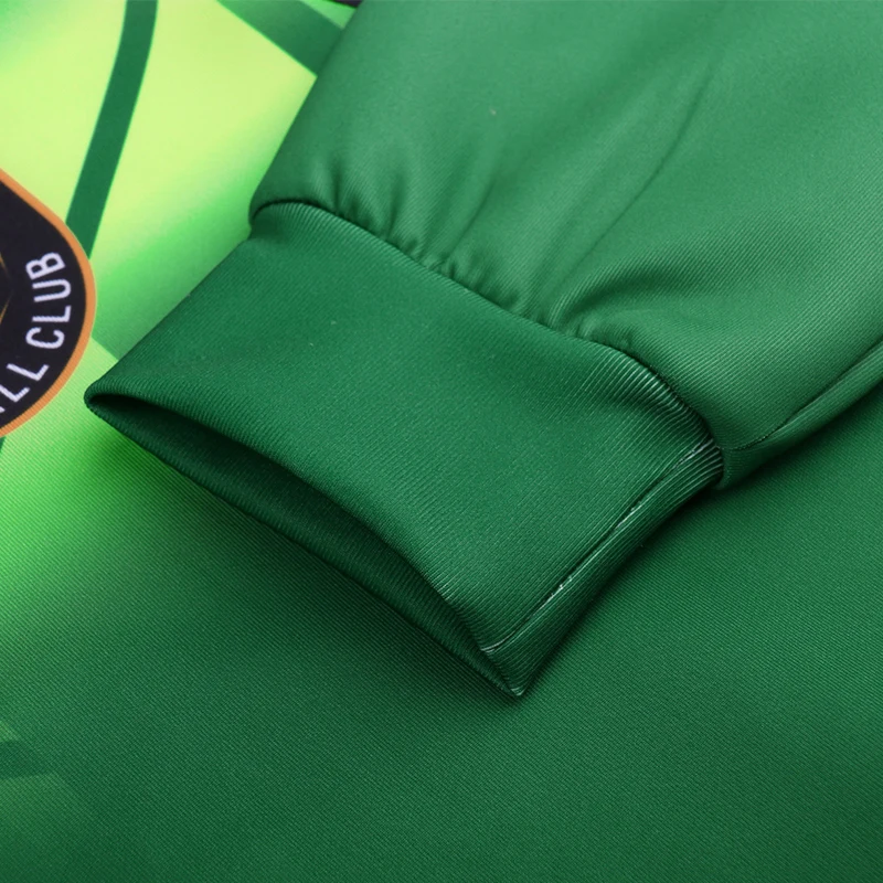 Custom Design Full Sublimated Soccer Team Uniform Training Tracksuits High Quality Breathable Football Jacket And Pant Set