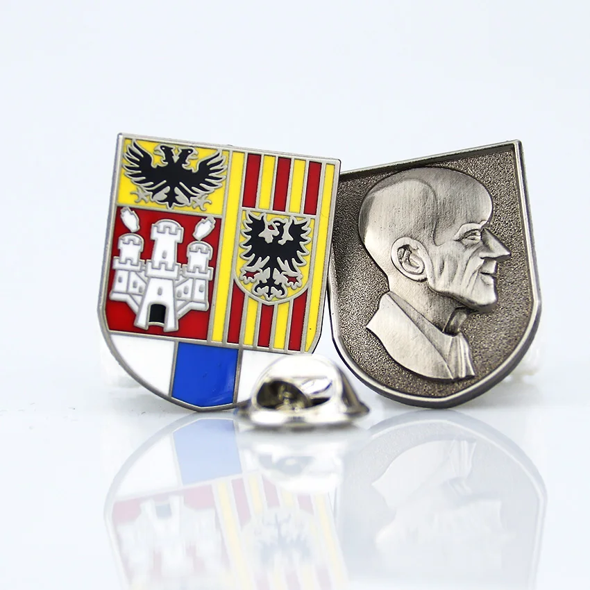 design a  custom logo cartoon cat enamel metal lapel pins hard enamel china manufacturer