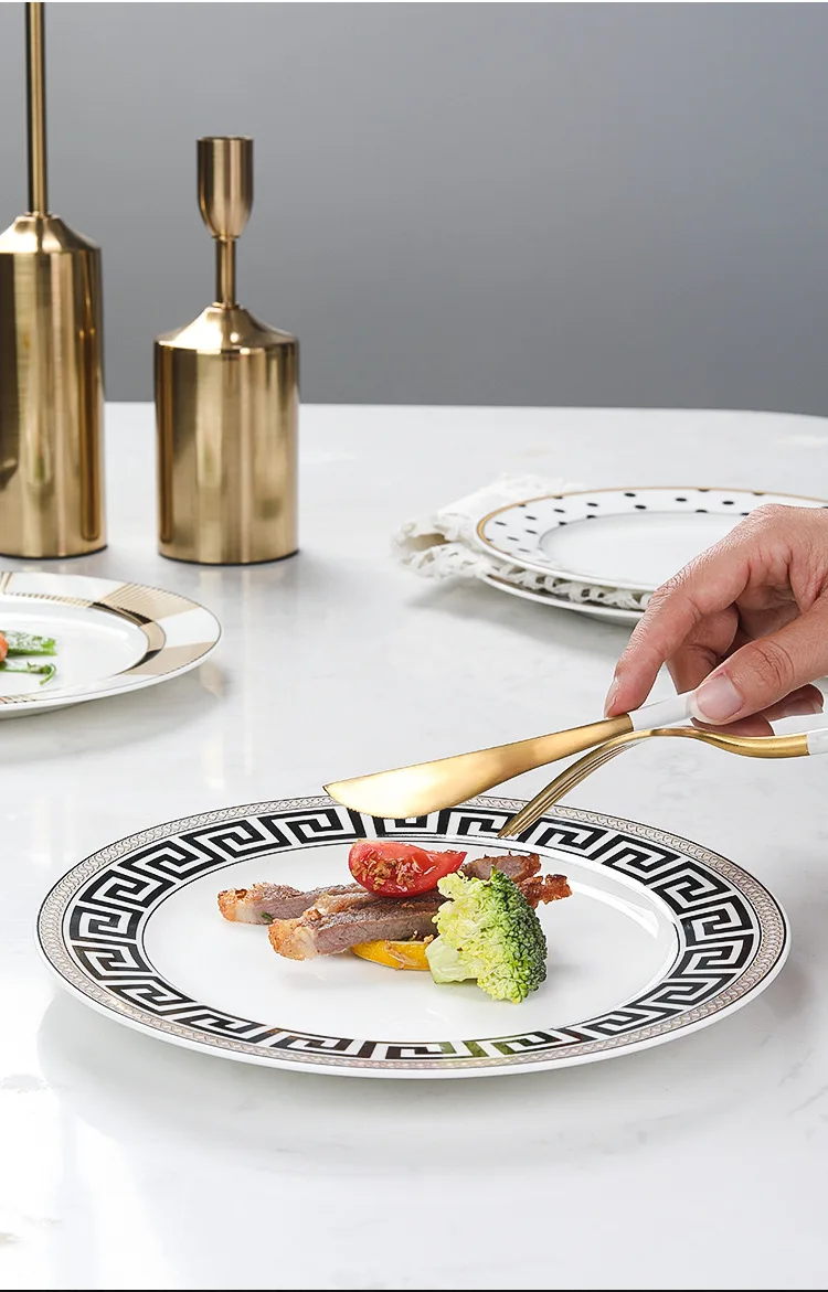 Solhui European Luxury Ceramic Microwave Bone China Tableware Restaurant Home Dishes With Gold Rim
