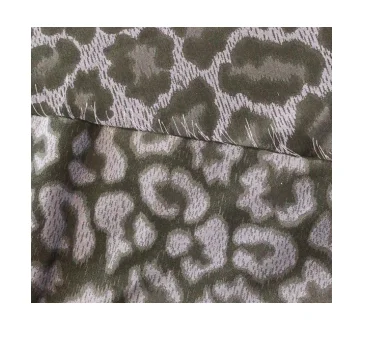 
Hot Sell Double Faced 100% Polyester Leopard Pattern Printed Woven Jacquard Fabric 