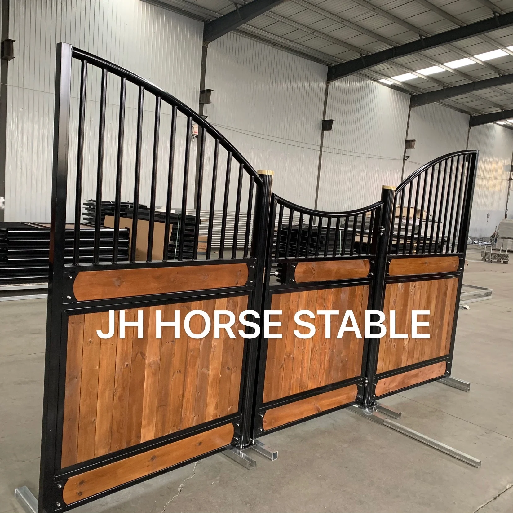 Pre Fabricated Miniature Wooden Steel Beautiful Horse Stable Panel Door Barn Window Horse Stall
