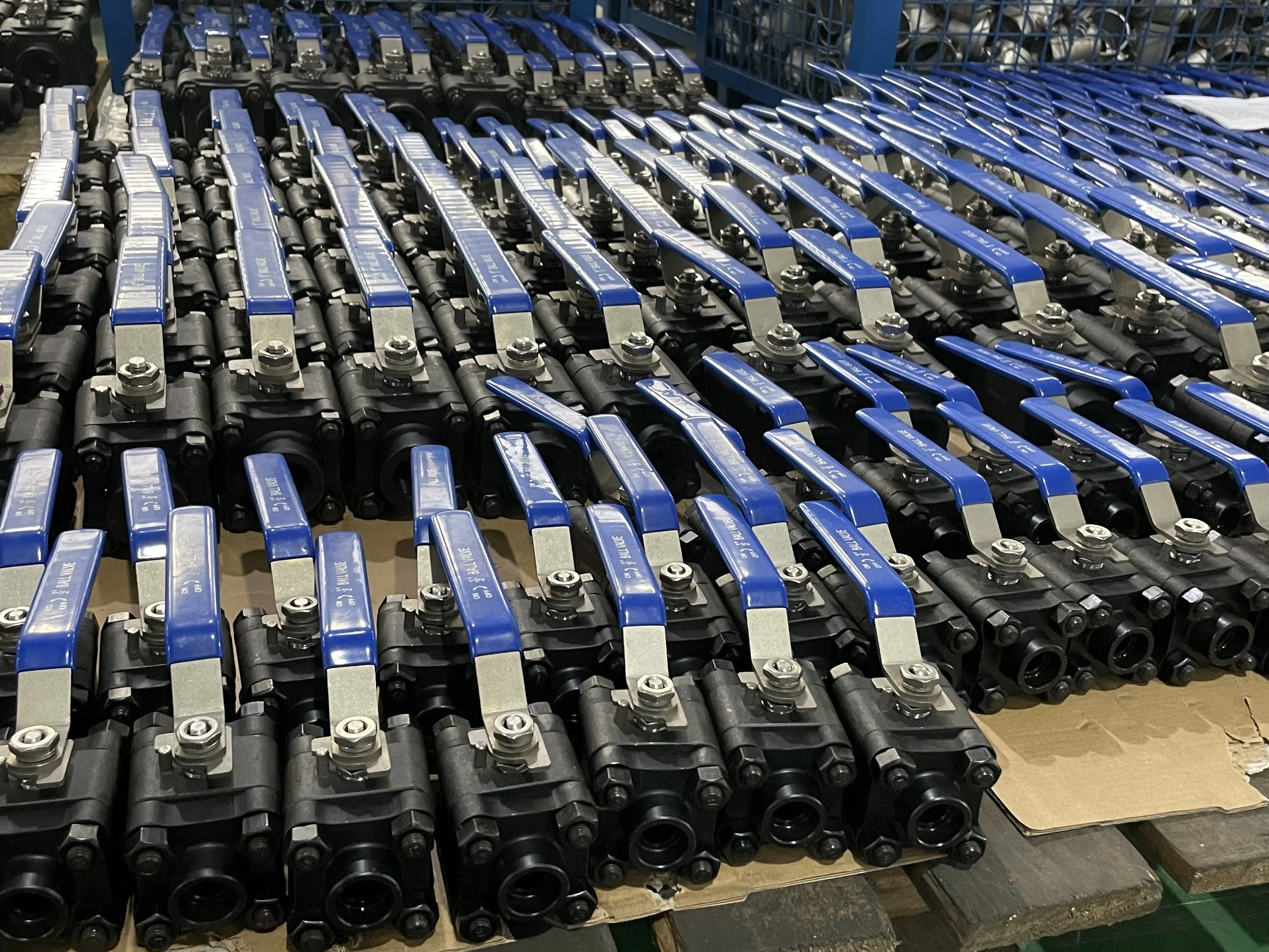 Горячая распродажа 3 шт. ковки высокого давления API 598 6D 2500LBS A105 F51 F53 F55 плавающий шаровой клапан