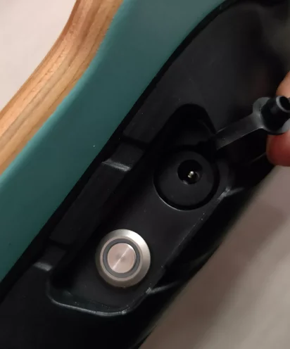 2024 USA warehouse stock Portable mini board bearings skateboard e skateboard skateboard electric