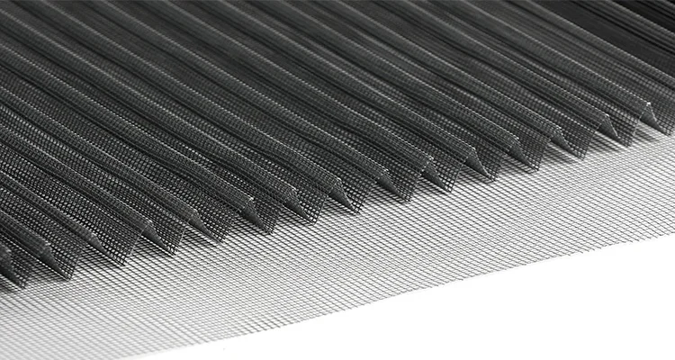pleated mesh 1.jpg