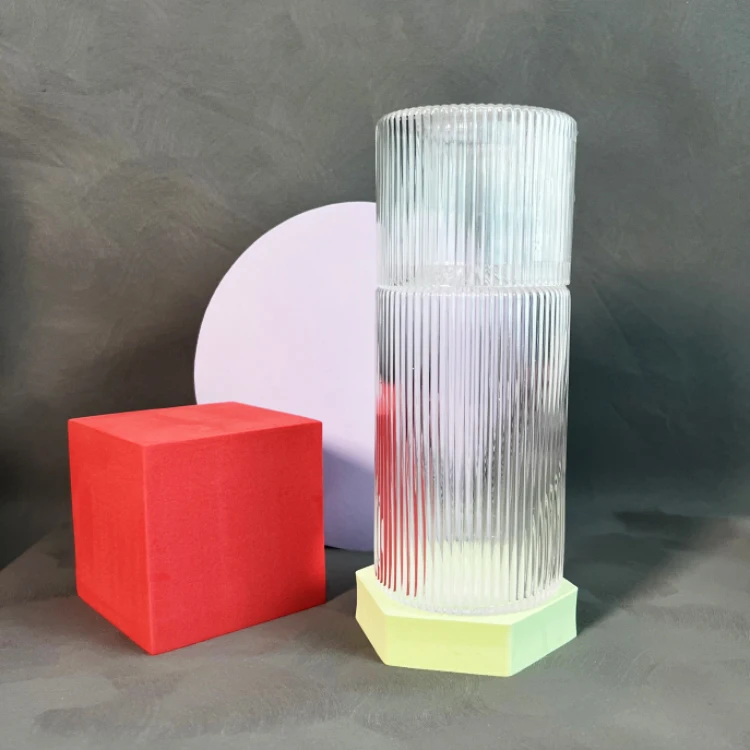 Винтажный прикроватный ребристый графин для воды со стеклянной чашкой