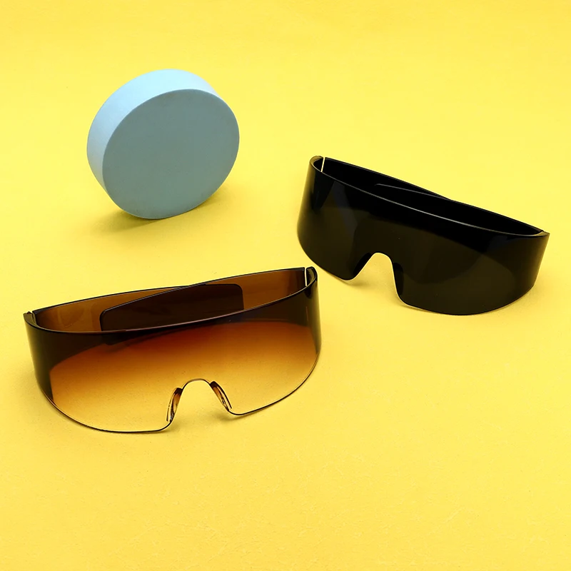 GUVIVI 2023 One Piece Designer Brown Glasses Sunglasses Wholesale Men Women Oversized Shield eco friendly Windproof Eyewear