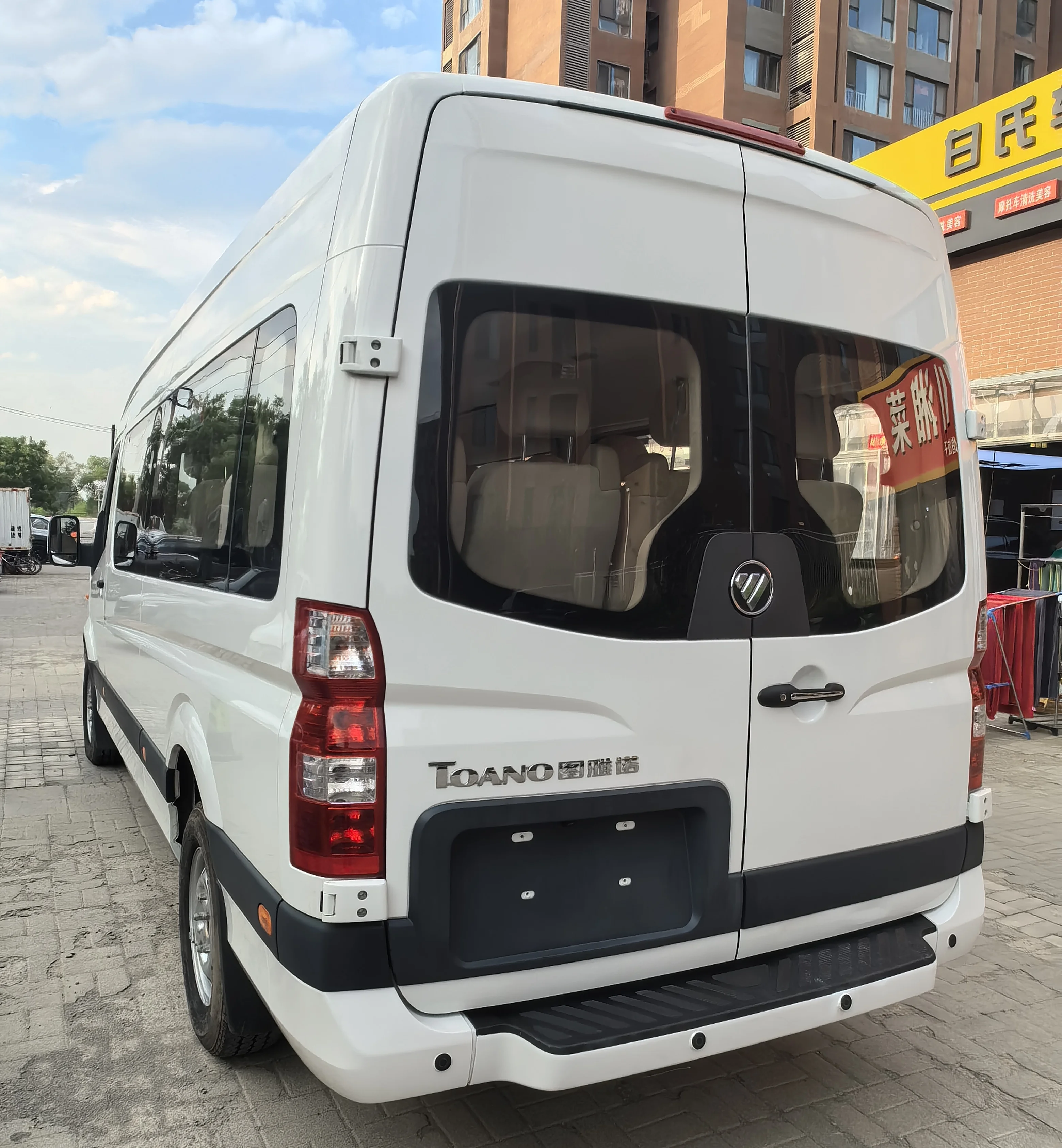 Foton Toano 16 seats petrol or diesel 2.5L passenger van bus