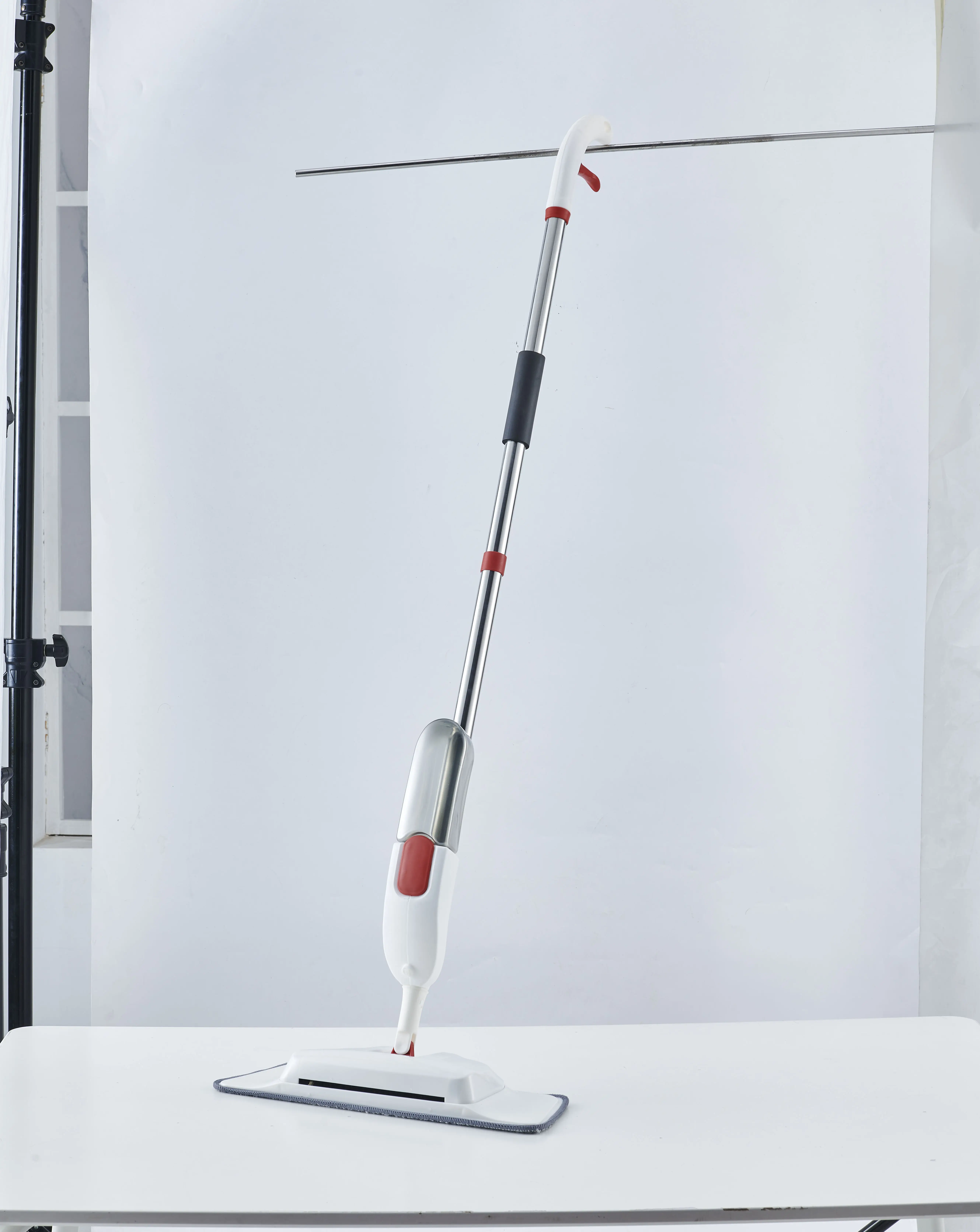 Professional manufacturing easy cleaning healthy mop with water spray new spray mop lazy floor mop