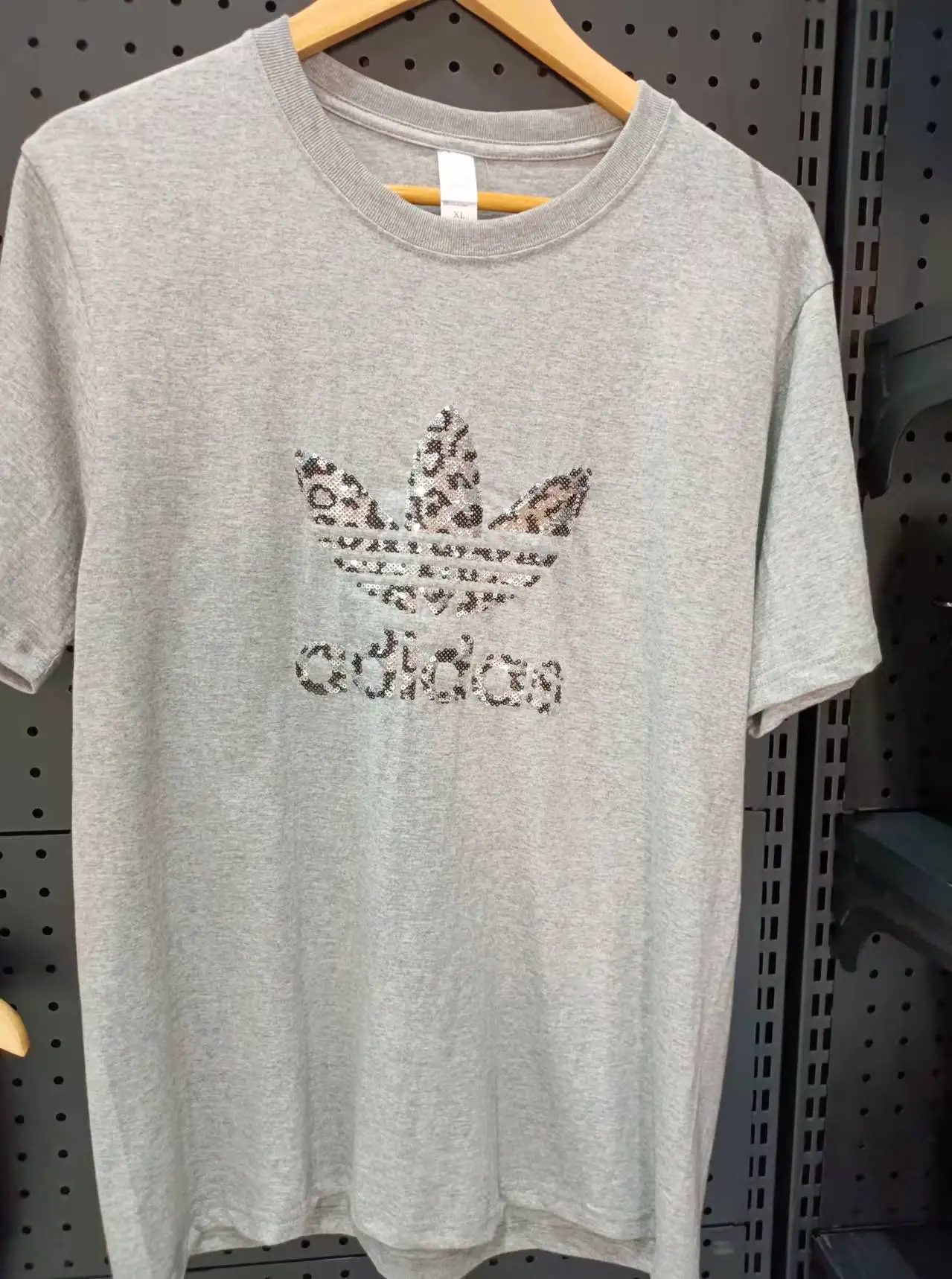 Embroidery Home Machine Made in China  Computer for Hat T-shirt Embroidery With Accessories