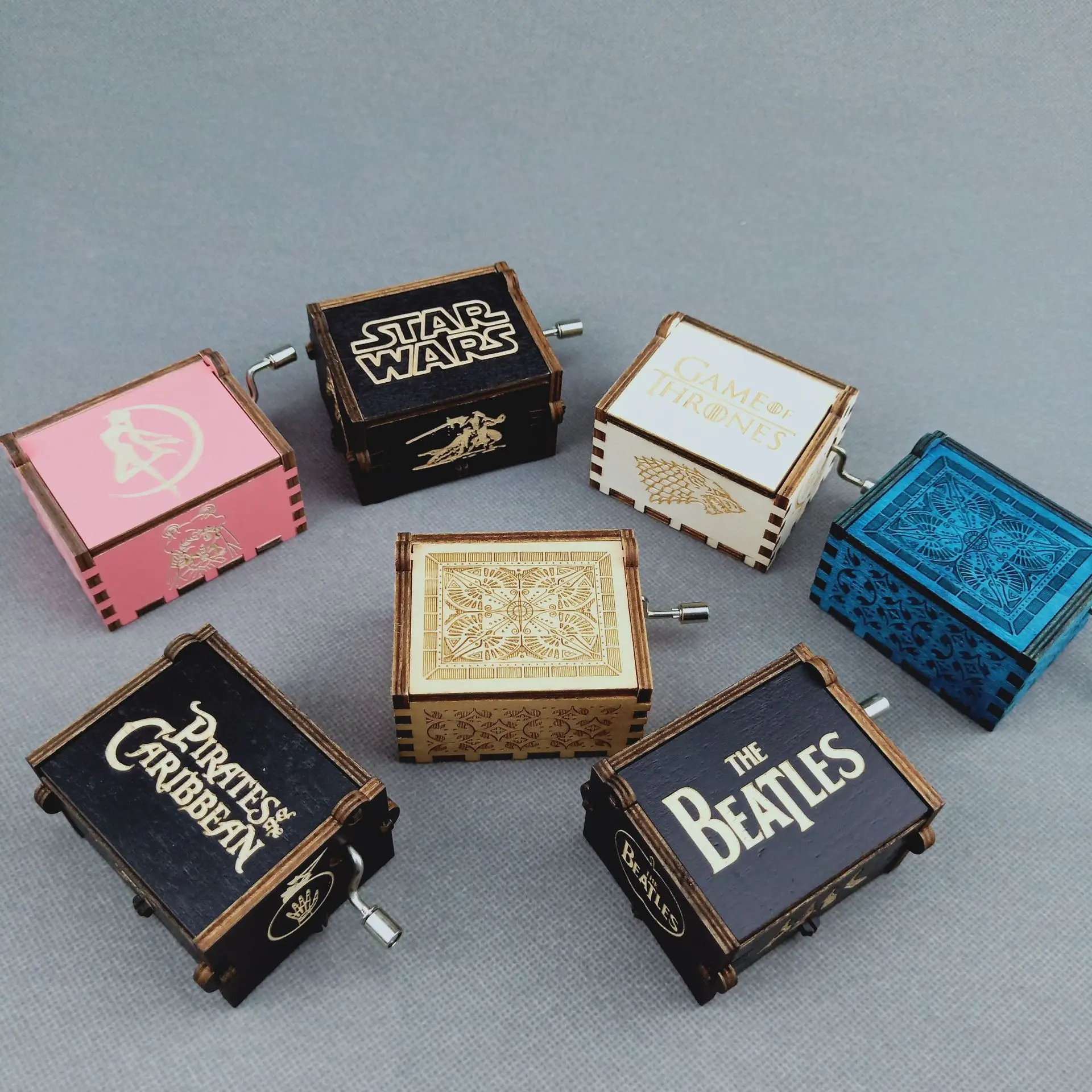 Wholesale Promotion Wooden Hand Crank Music Box Custom Mini Music Box Accept Logo Laser Engraved