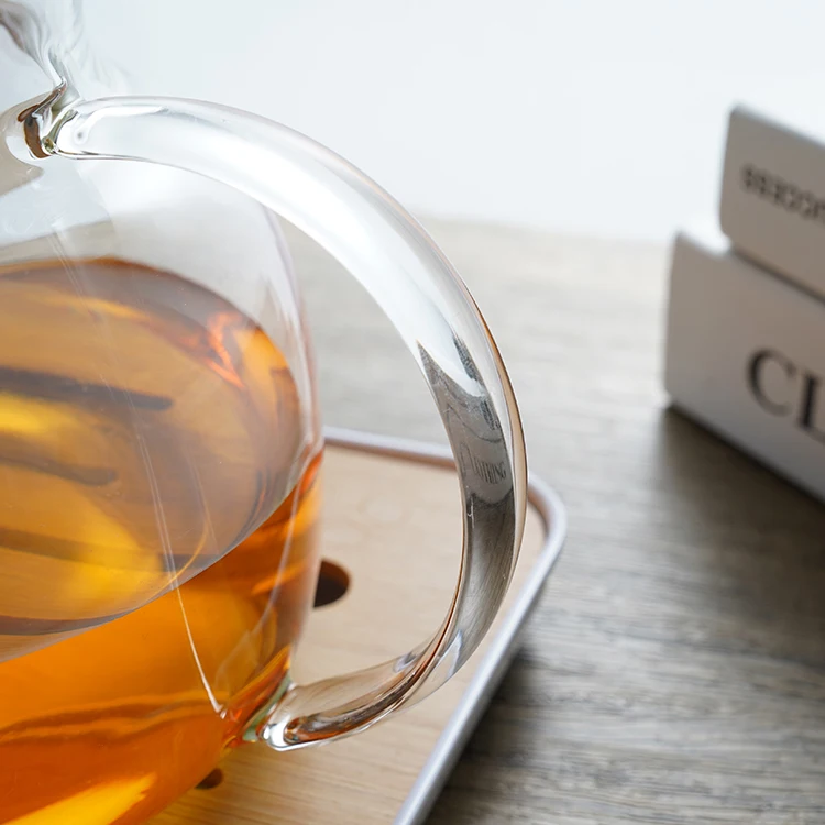 Hand blown Heat Resistant Iced Tea carafe glass Thickened Borosilicate Cold Hot Glass Water Jug Glass Pitcher With Lid