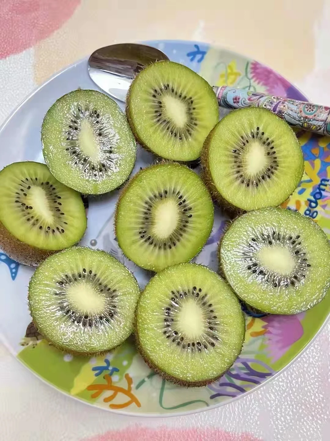 Best Price Fresh Kiwi for Export Food Grade Sweet and Sour Kiwi Fruit Natural Green and Yellow Kiwi Products