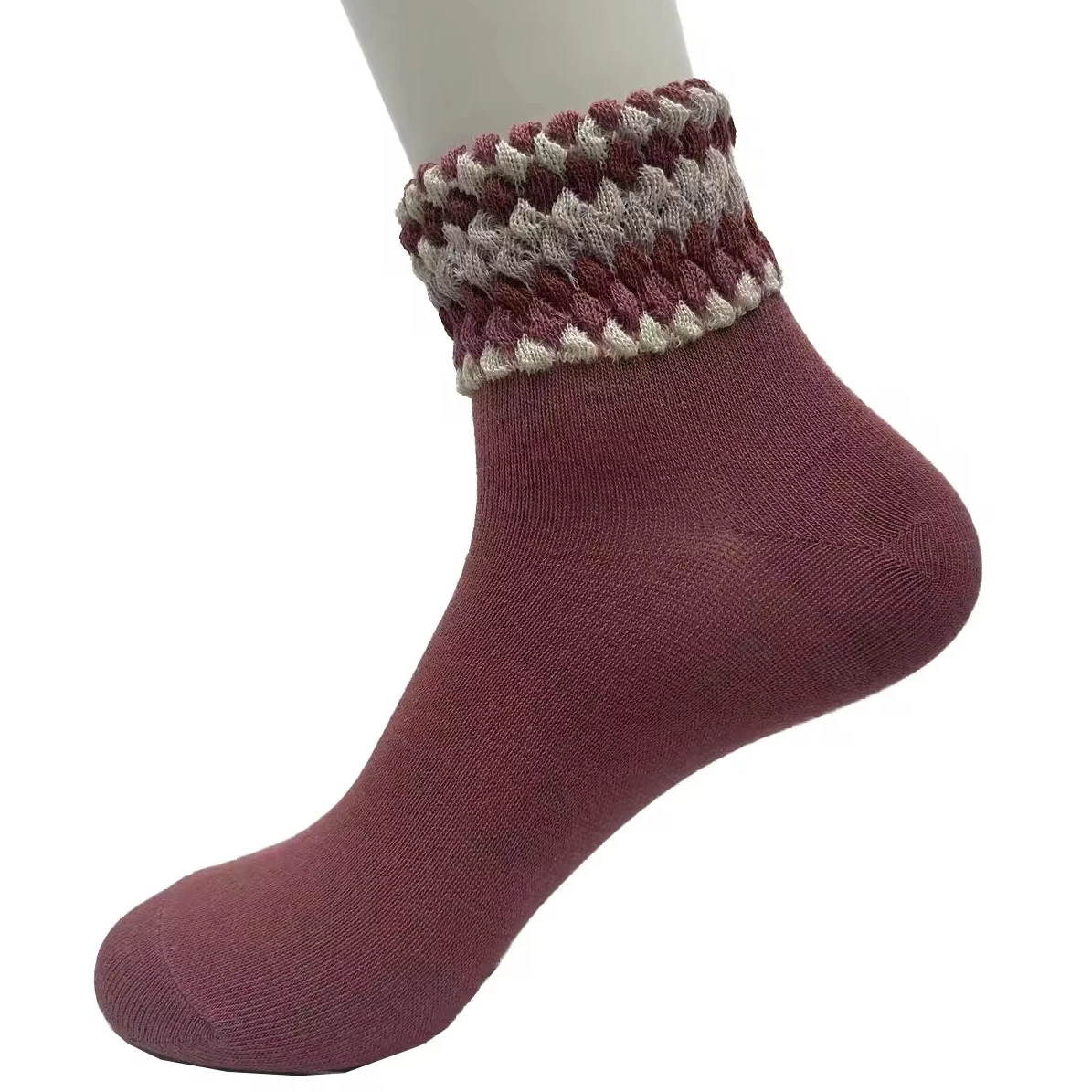 Wholesale low MOQ fashion socks Summer Beautiful Thin Breathable high quality socks mouth teeth socks edge for ladies