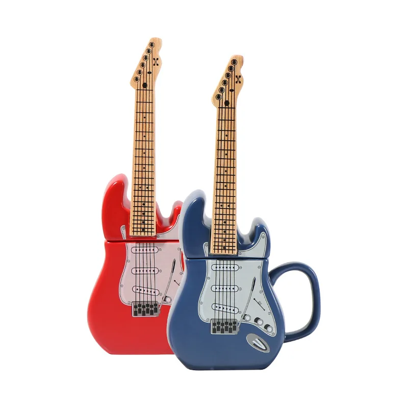 Luxury Wholesale Creative 3D Guitar Shape Cup Gifts Beer Cup Ceramic with Handle Coffee Mug Christmas Travel Europe Mugs 450ml