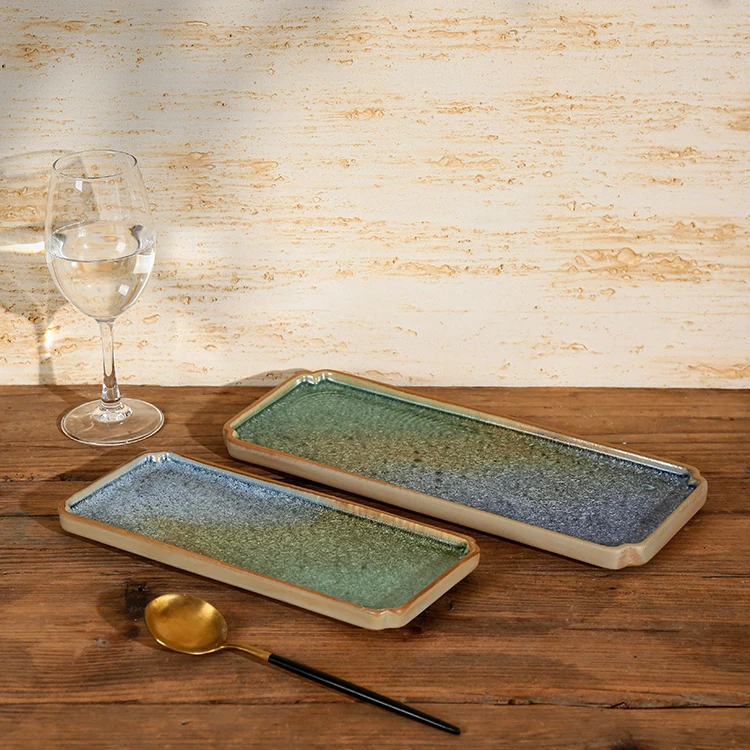 China unique 3 colors glazed retro decorative luxury round plate and dishes ceramics dinner restaurant plates