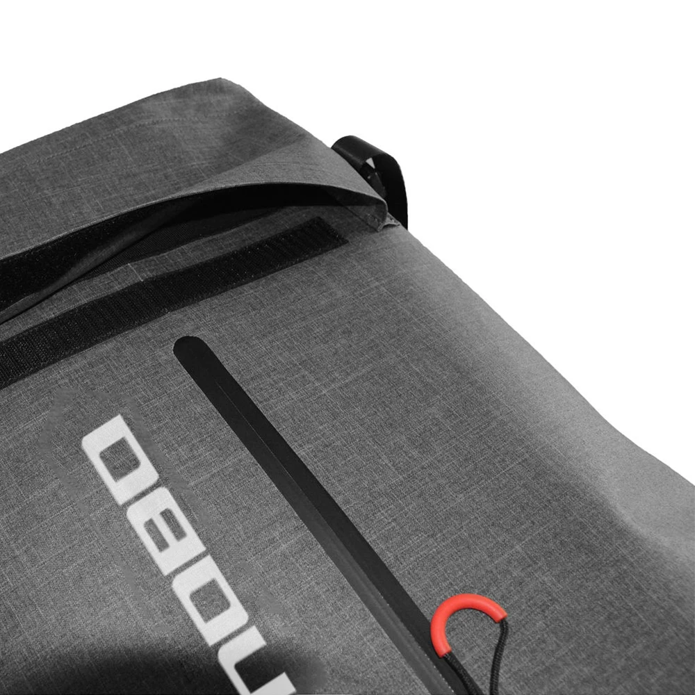 Custom color style TPU/PVC material waterproof backpack  can separate dry and wet sports outdoor travel large capacity