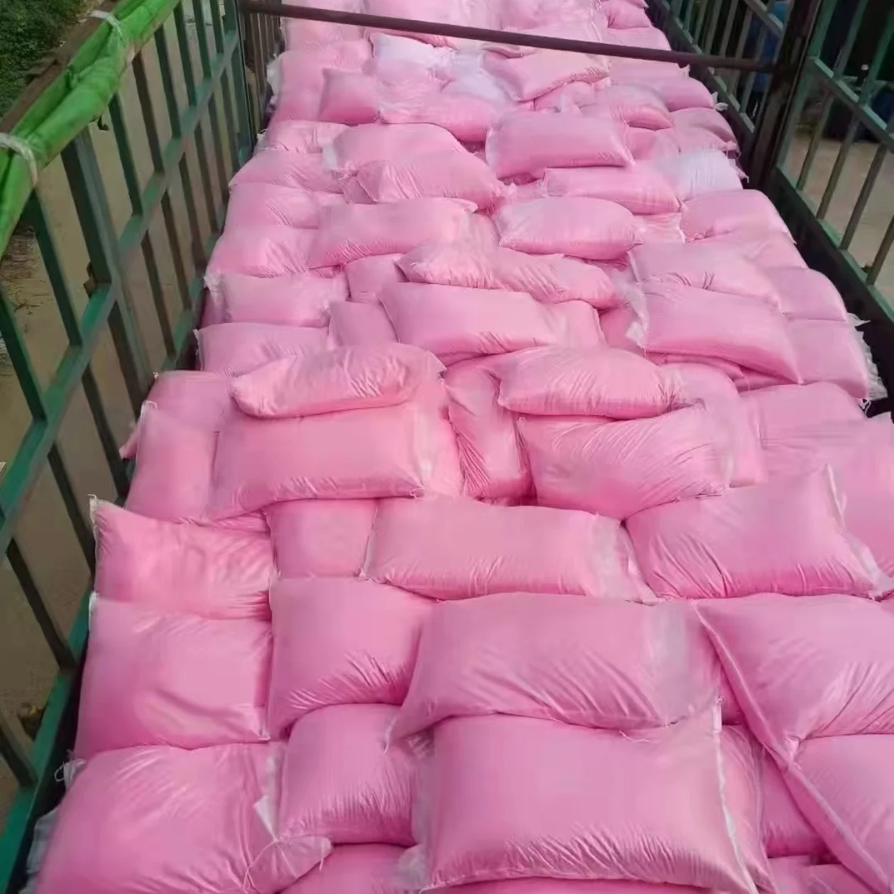 Bulk Fine River Sand Natural Colored Unique Dyed Dazzle Landscape Silica Sand for Beach Drawing Romantic Coloring Mineral Sand