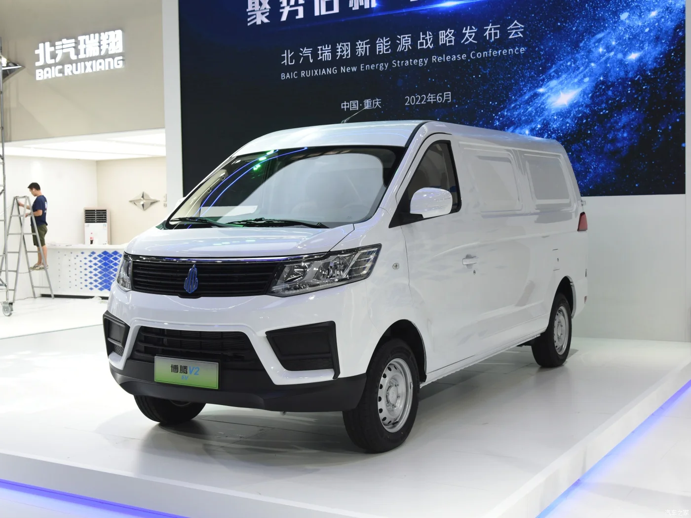 New Electric Car EV Van Mini EV Car Electric for Personal or Commercial Use
