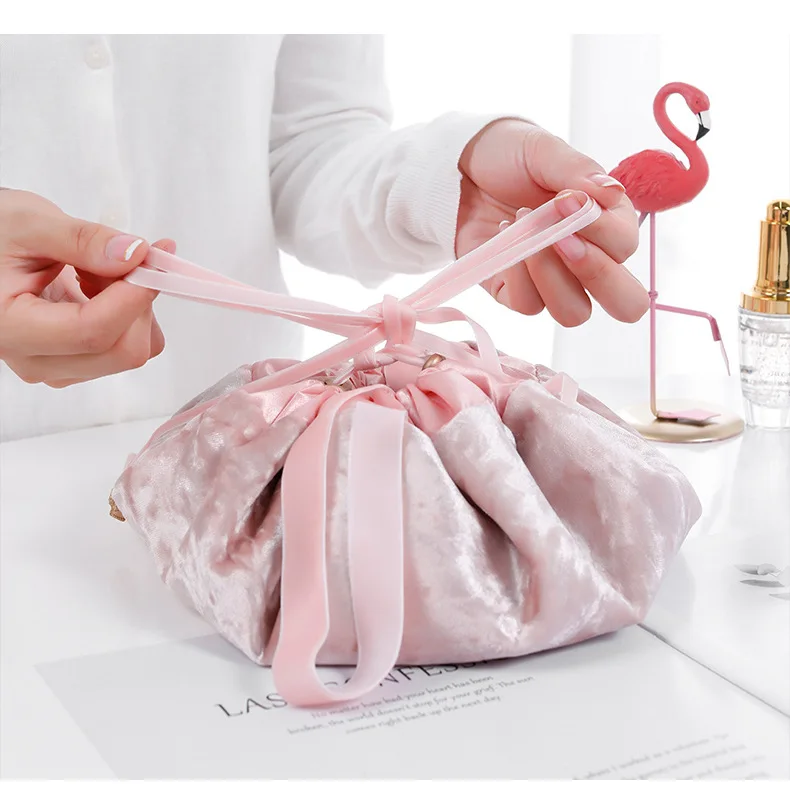 Wholesale Water Proof Lazy Man Travel Cosmetic Makeup Bags  Luxury Velvet Drawstring Make Up Cosmetic Pouch Bags
