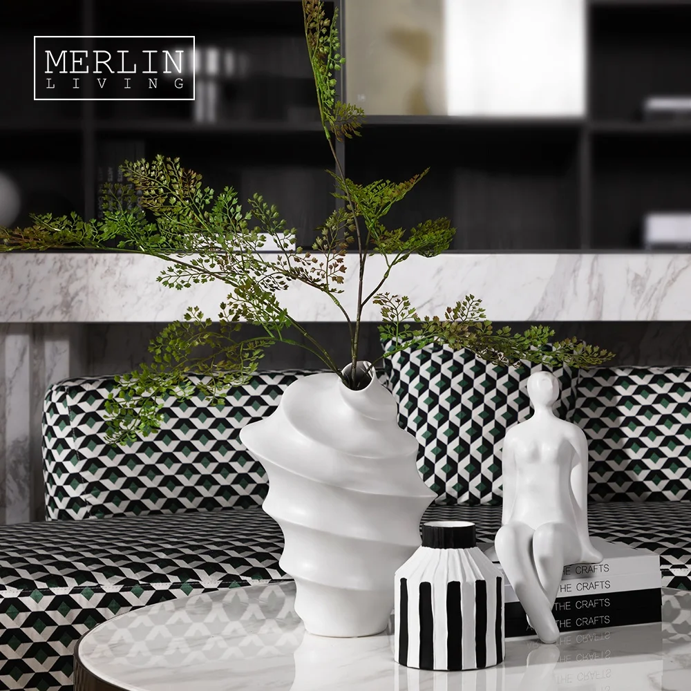 Матовые белые цветочные вазы Merlin в стиле арт-новый уникальный спиральный дизайн с резьбой из улитки необычный орнамент для керамических