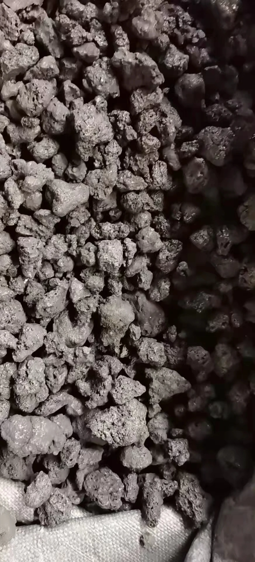 Manufacturer supply 5-30mm low sulphur Artificial Graphite Petroleum Coke