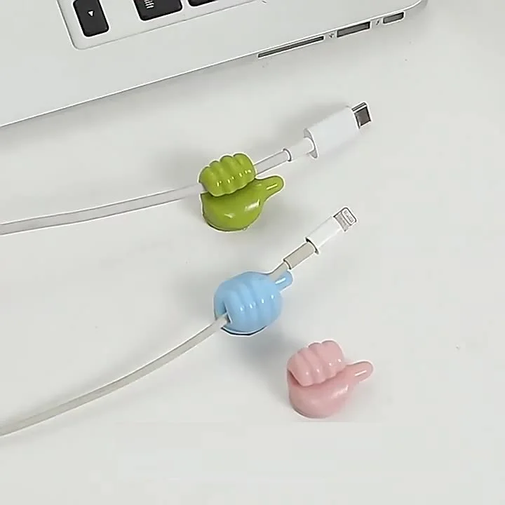 Factory Wholesale Thumb Wire Hook Creative Storage Three Finger Small Hand Hook Traceless Fixed Waterproof Hook