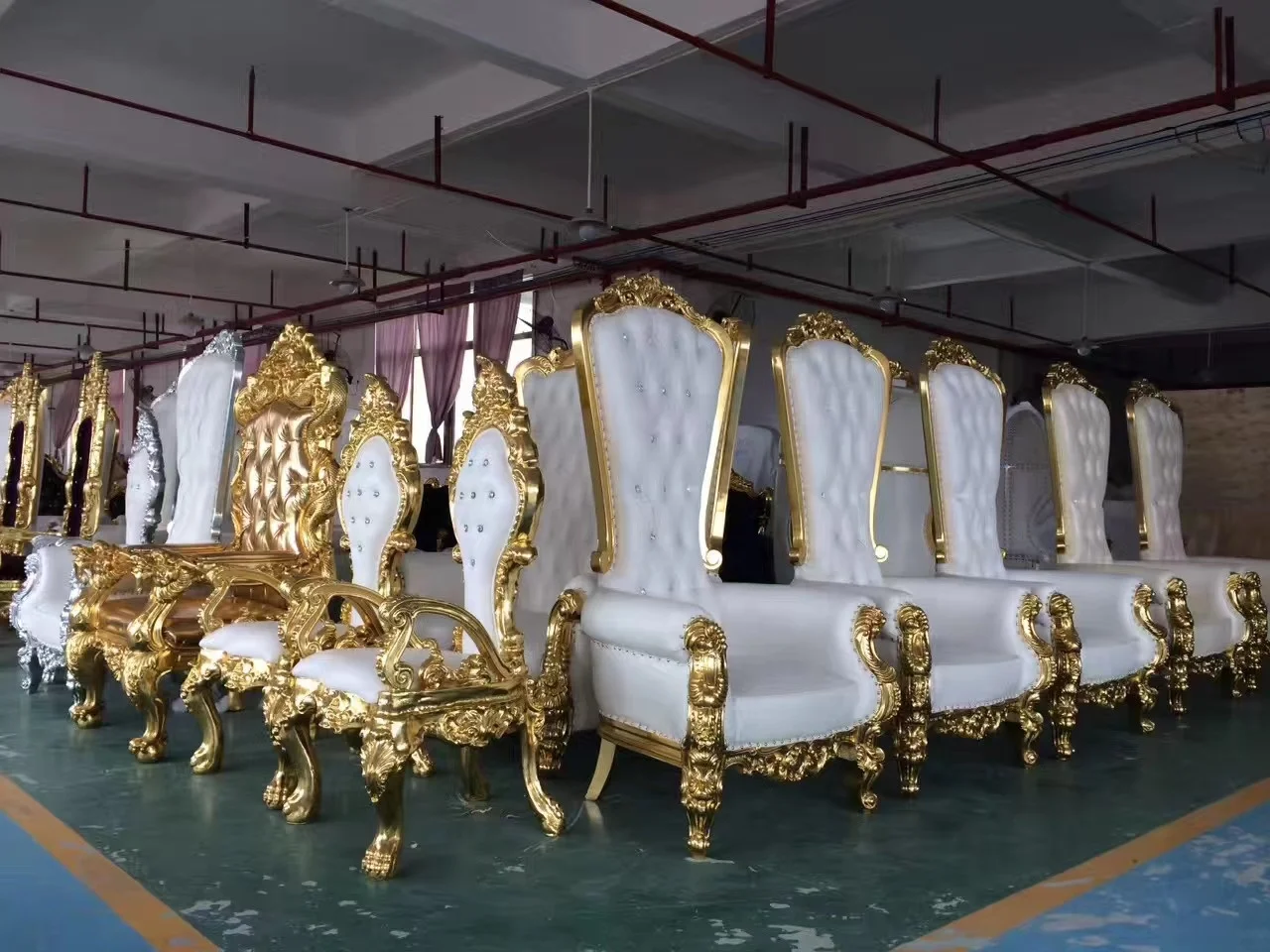 Wood Wed Color Customized Wooden Gold Single Chair Wedding Sofa Velvet Hotel high Back Cheap Carved king