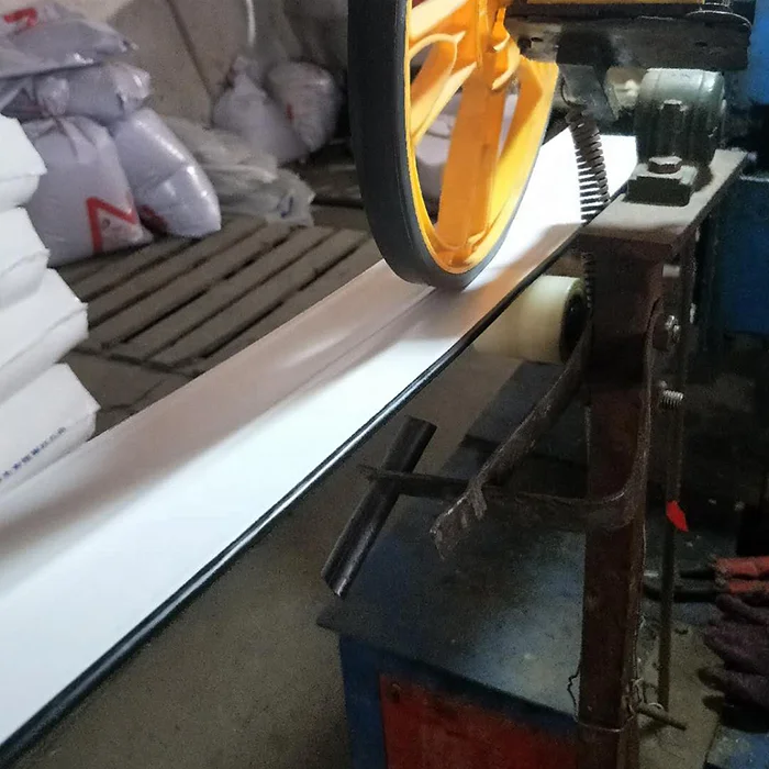  Гибкая фермерская ограда Полиэтиленовая лента HDPE для ограждения лошадей