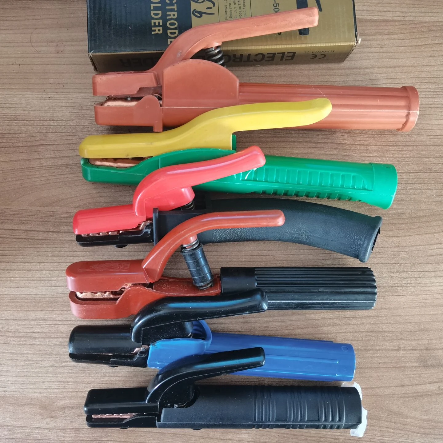 High Quality 300A 500A 800A Welding Electrode Holders