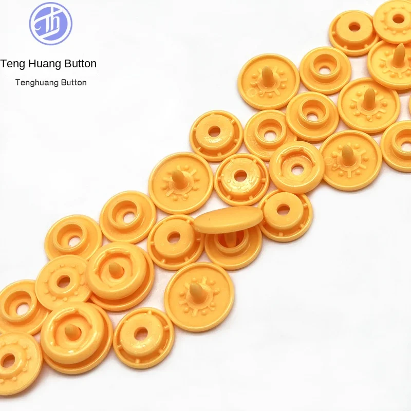 Factory Direct Eco-Friendly T5 Snap Button 12mm Resin Jacket Folder Stylish Shank Pattern Customizable Flatback Plastic Covered