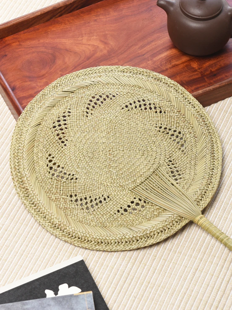 Handwoven Grass Fan Straw Summer Home Decoration Cool in Stock Promotional Gift Wall Art