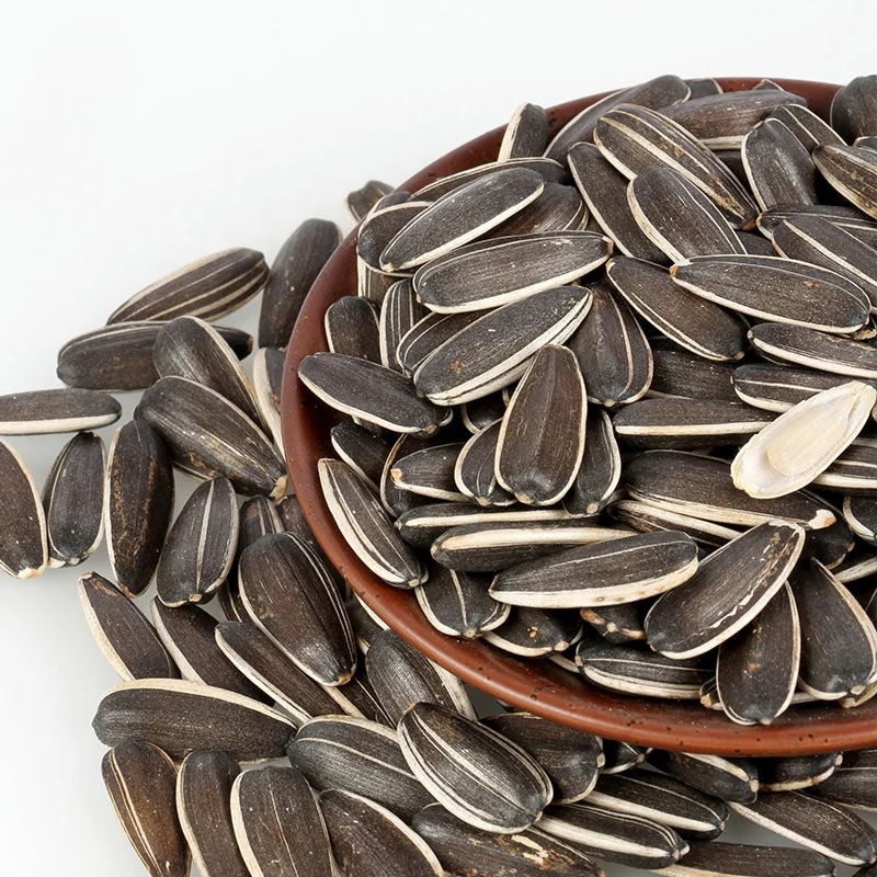 Factory Direct Sales Healthy Pure Natural Vegetable Nuts Newest Crop Organic Bulk  chinese Sunflower Seeds