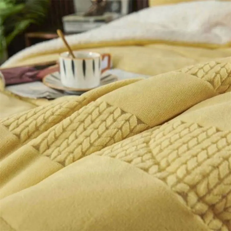 jacquard  super soft solid flannel Bed Comforter embroidery Hotel Blanket bedding set bedspread quilt china