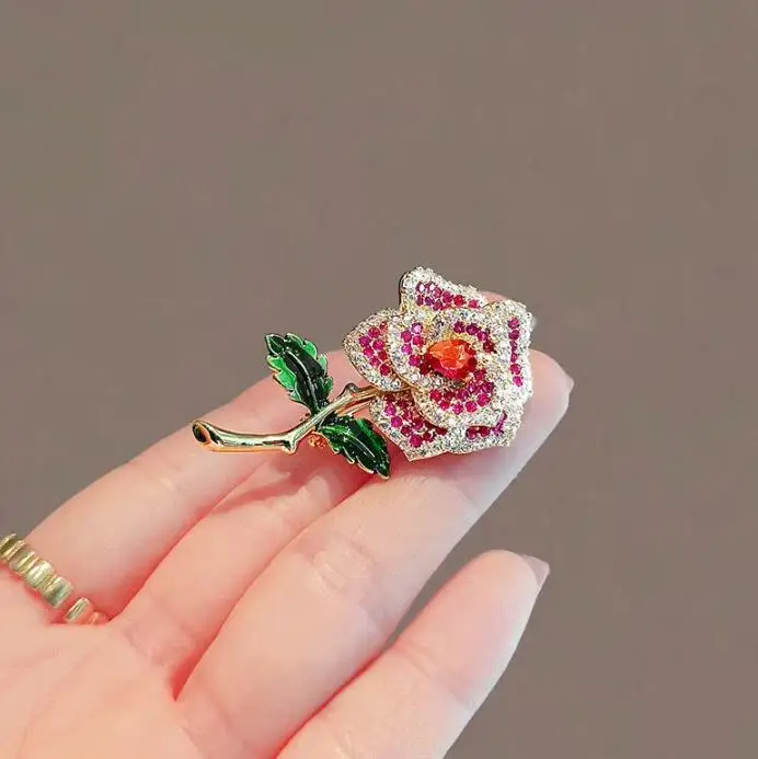 Wholesale Full Diamond Crystal Flower Brooches Pins Rhinestone Flower Brooch For Women Girls Lapel Pin Accessories