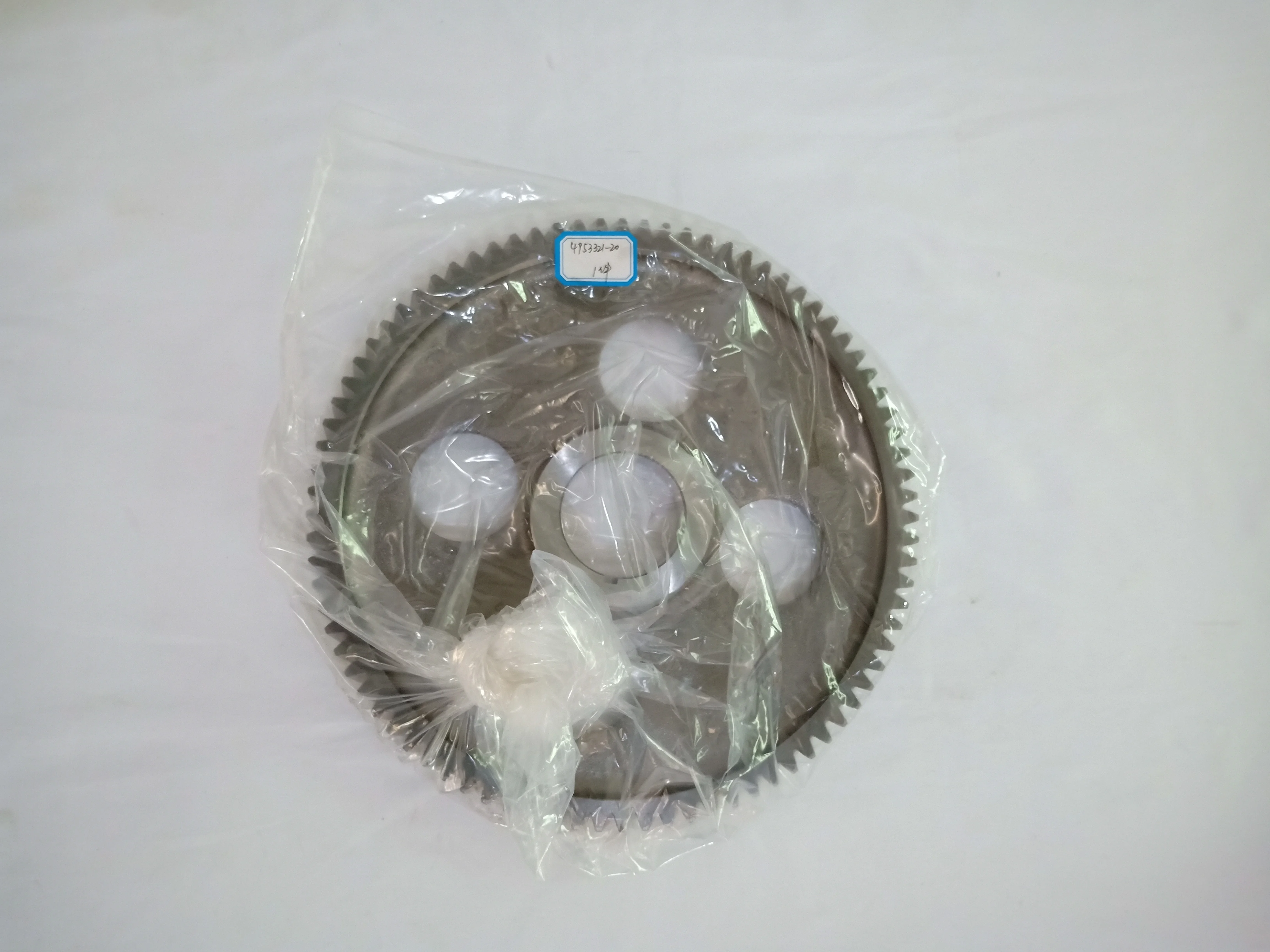 KTA19 Diesel engine camshaft parts camshaft gear 4953321