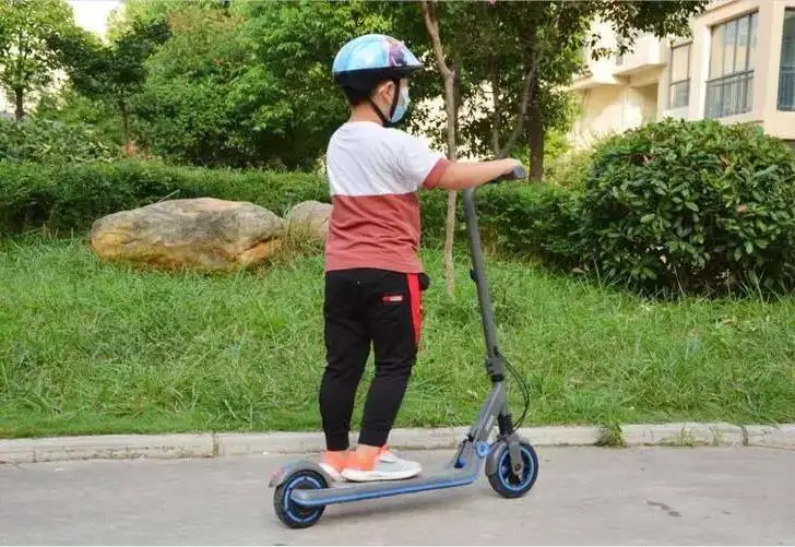 2022 hot selling child  electric Kick Scooter -Electronic brake system- 120kg Capacity -Stable folding parts- Front & Rear Br