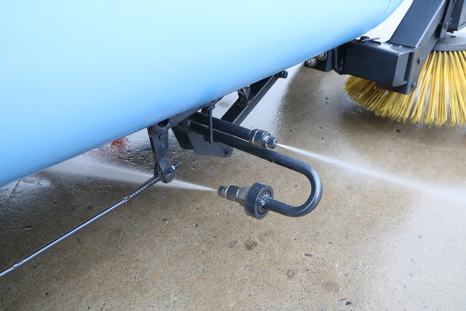 Good Quality Four Wheel Floor Cleaner Machine Sweeper Electric Road Protector